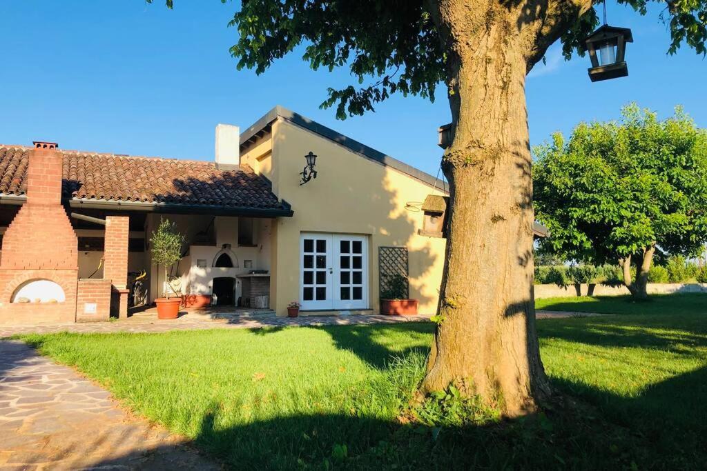 فيلا La Casa Nei Campi Badia Pavese المظهر الخارجي الصورة